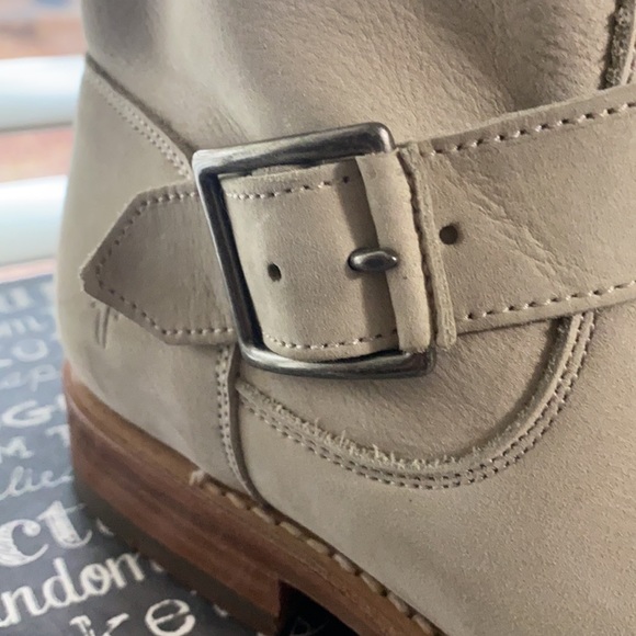 Frye Veronica leather booties size 6 - Picture 11 of 11